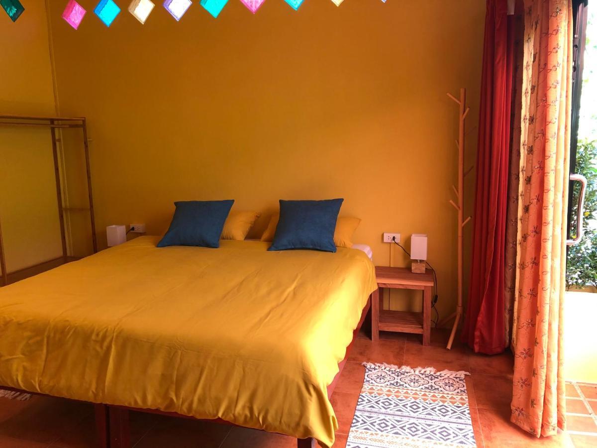 One World Bungalows Ko Lanta エクステリア 写真
