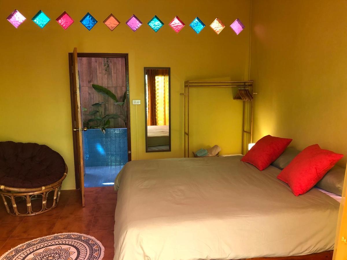 One World Bungalows Ko Lanta エクステリア 写真